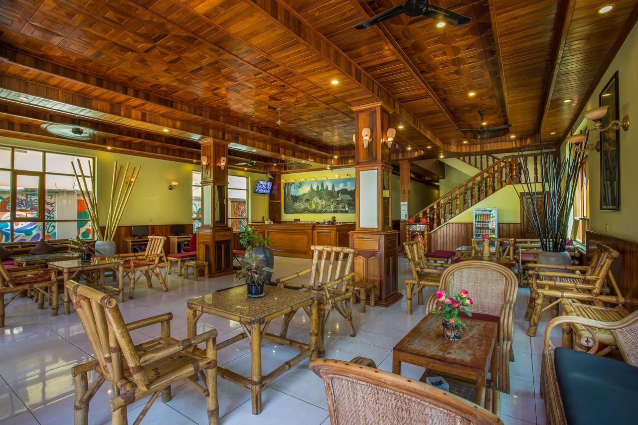 Side Walk Hotel Сием Реап Екстериор снимка