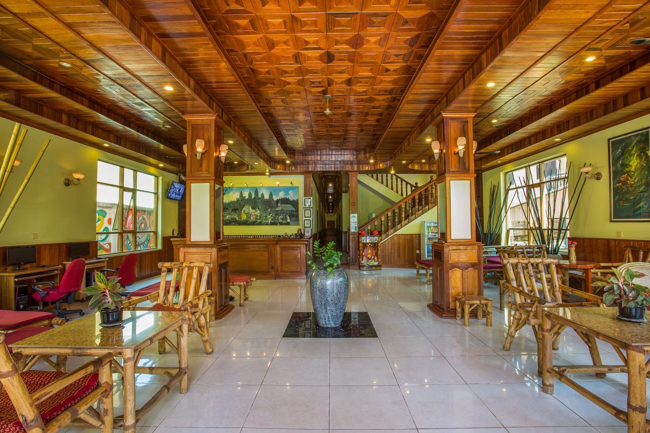 Side Walk Hotel Сием Реап Екстериор снимка