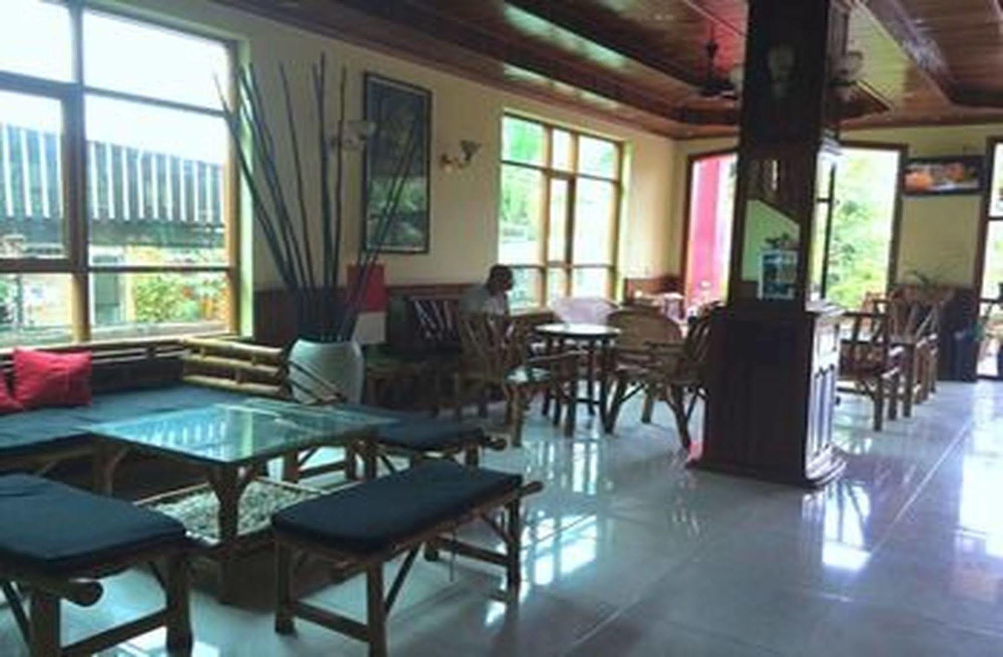 Side Walk Hotel Сием Реап Екстериор снимка
